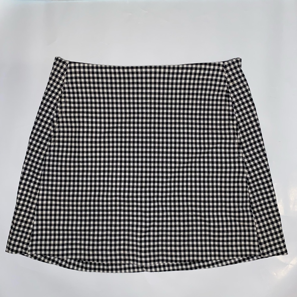 XS Urban outfitters Black and White plaid Mini skirt Women’s